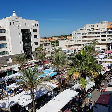 2 Rue Raffanel * אגדה