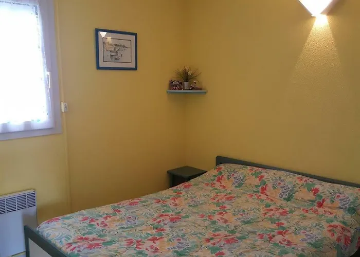 2 Rue Raffanel Apartman *