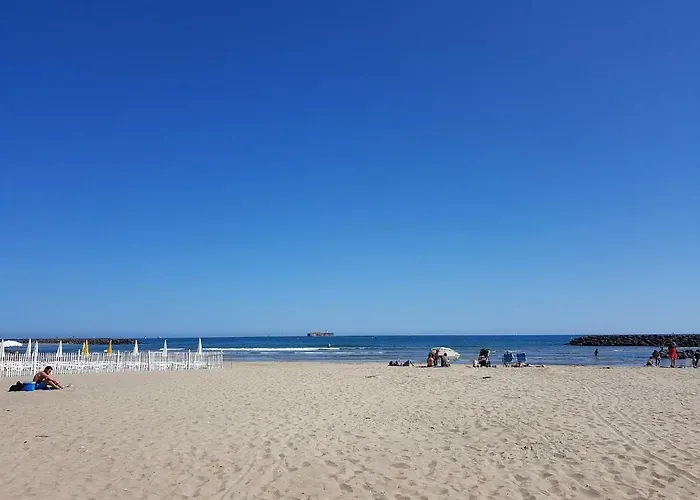 2 Rue Raffanel Apartman *